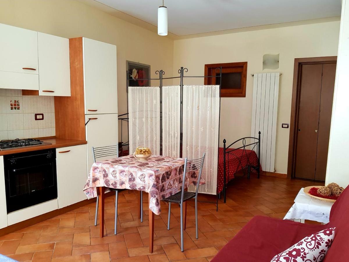 La Piccola Toscana 2 Apartment Peccioli ภายนอก รูปภาพ